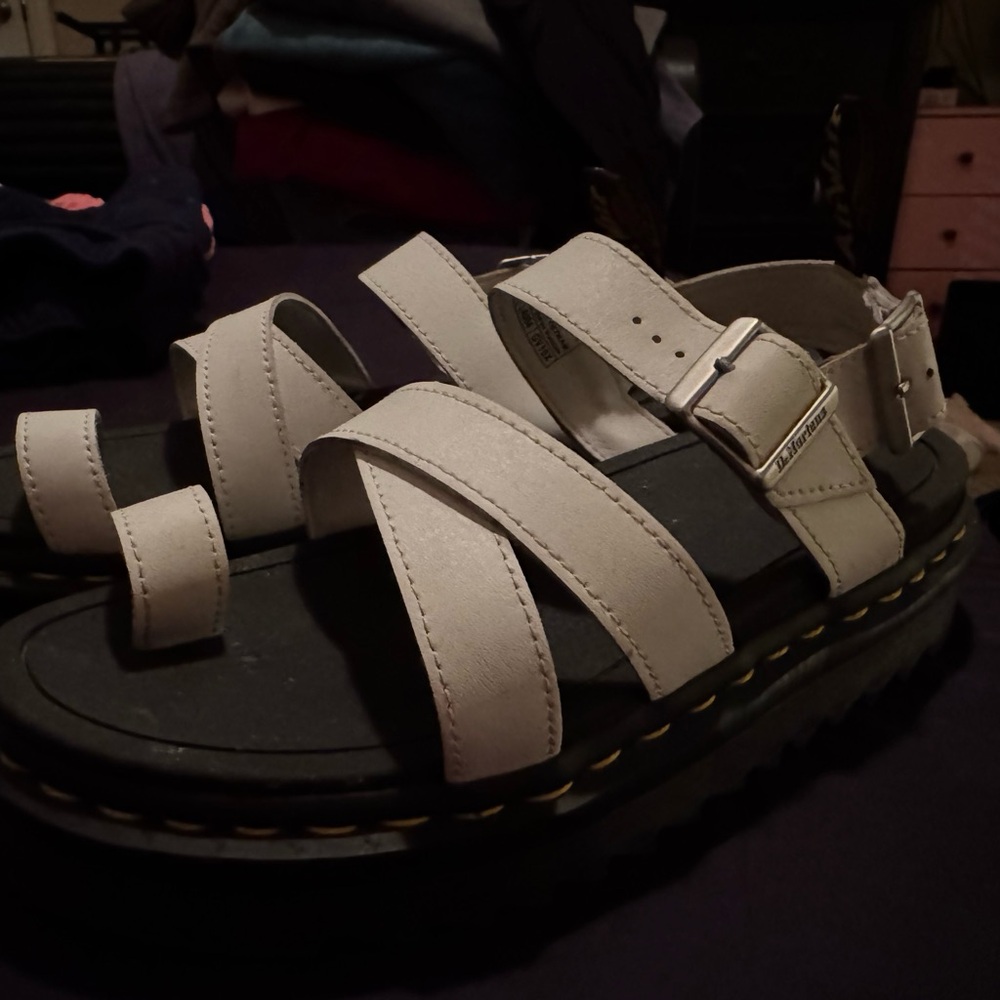 Dr. Martens Platform toe loops Sandals